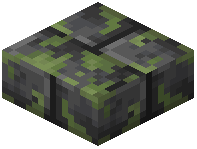 Mossy Deepslate Bricks Slab